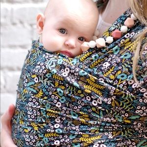 ISO Rifle Paper Co. Solly Baby Wrap!